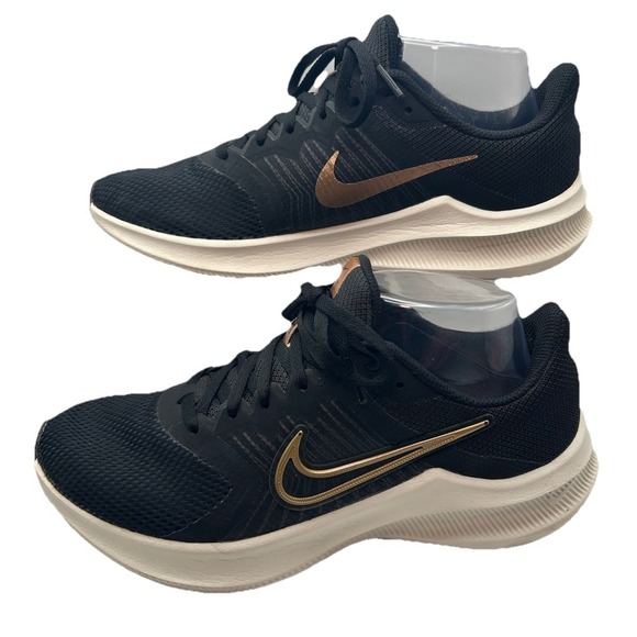 Nike Women's Downshifter 11 Black/Gold Running Shoes CW3413-002 US Size 8 - Picture 1 of 7